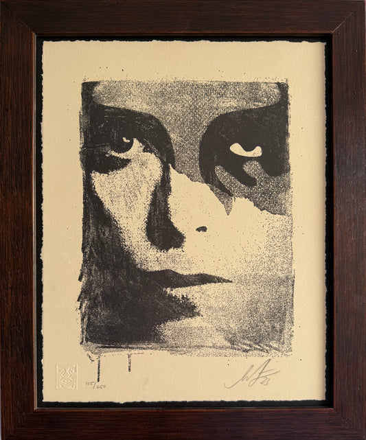 Shepard Fairey Obey - A Cracked Icon - 2022