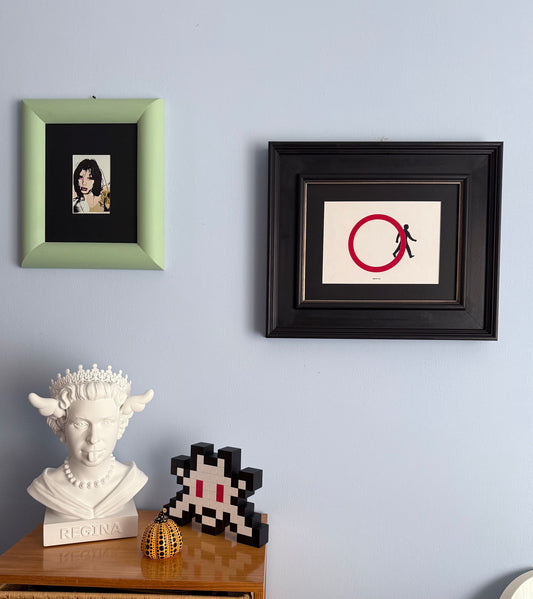 Banksy - Steppin out