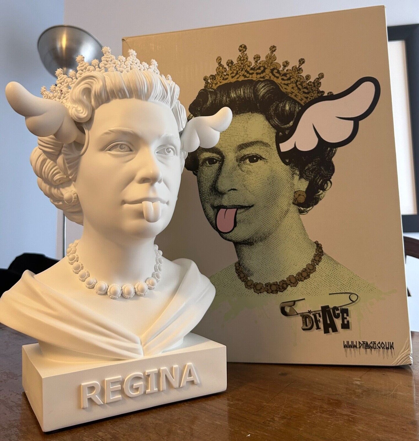 D*Face – “Dog Save the Queen” (2020), Limited Edition Sculpture with COA