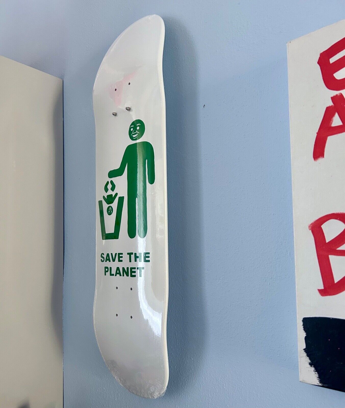 Joan Cornellà – Skateboard “Save the Planet” (2024)